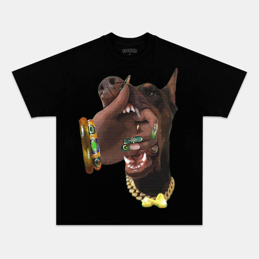 DOBERMAN & NAIL ART TEE
