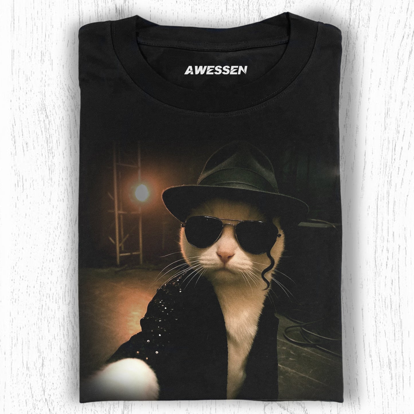 WACKY CAT TEE V4